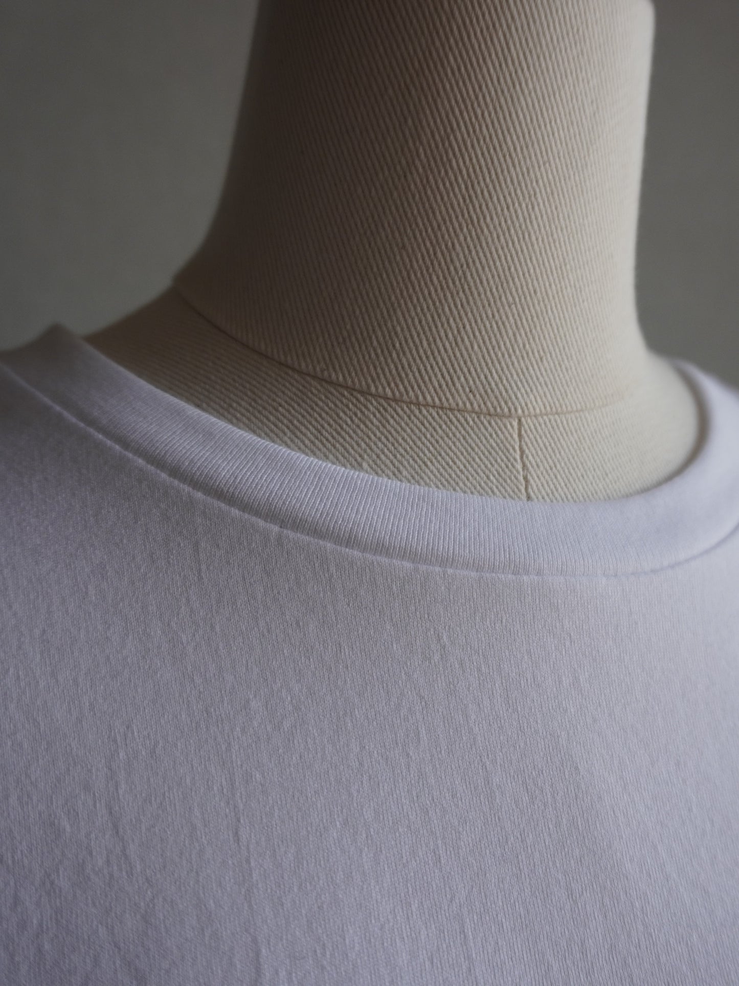 スビンコットンレギュラーTシャツ WHITE