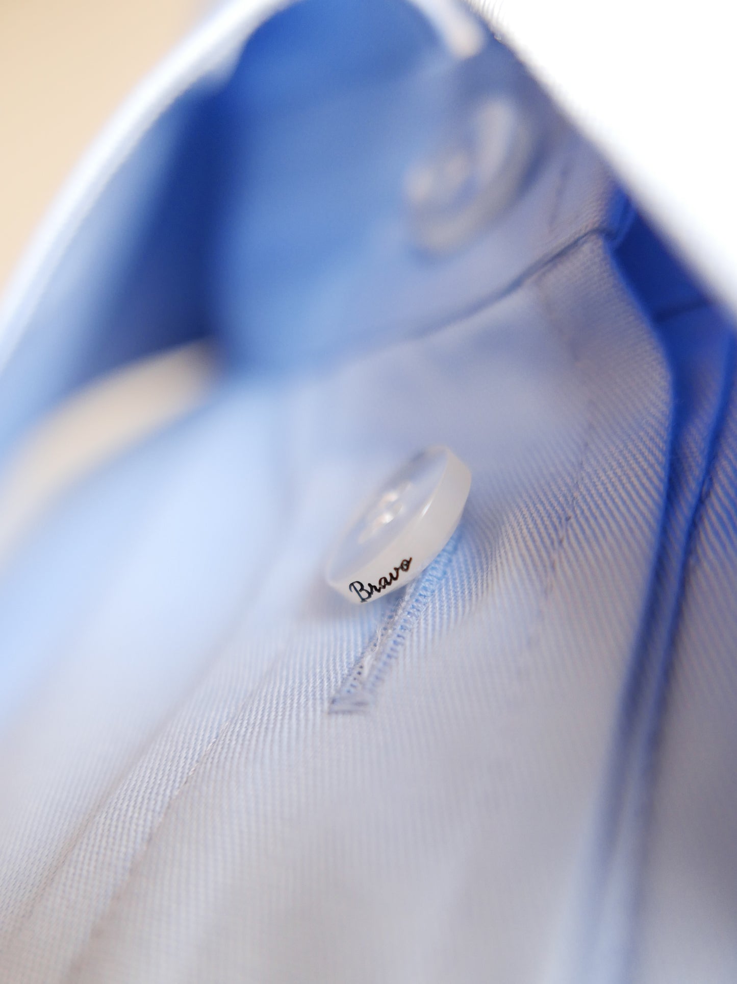 hiro23コラボボウタイ付きシャツ