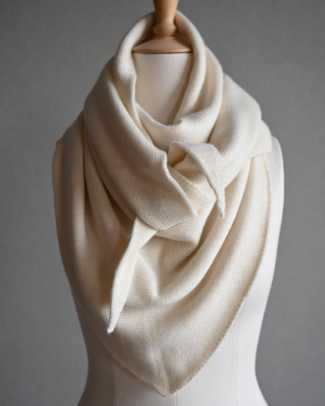 イタリア製リバーシブル　ショール　カシミヤシルク イタリア製リバーシブル ショール カシミヤシルク